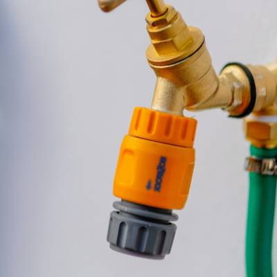 Help Summerhill House by donating hosepipe connectors for the center