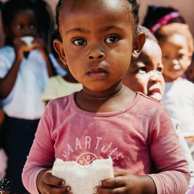 Help Love Story Foundation with 100 volunteers for making school sandwiches