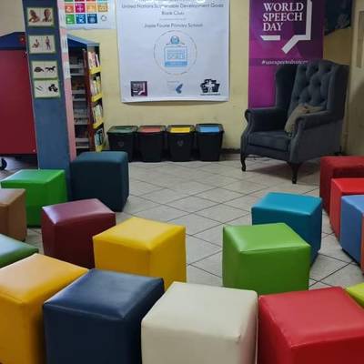 Help World Speech Day South Africa with 100 volunteers for the set-up of 50 reading corners