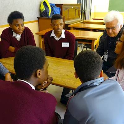 Help Phakamani Young Minds Academy raise R5,000 for covering costs for Alumni event during #YouthMonth