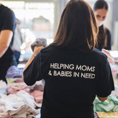 Help The Grace Factory raise R90,000 for 300 maternity packs for vulnerable mothers and babies