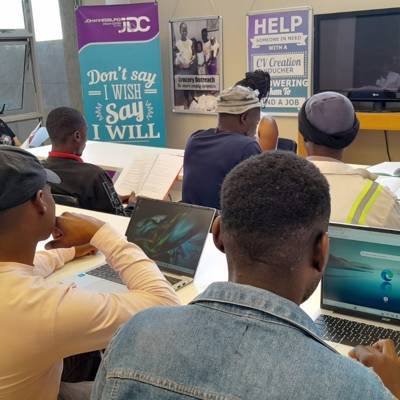 Help Johannesburg Dream Center NPC with 3 volunteers for teaching basic computer classes to unemployed people